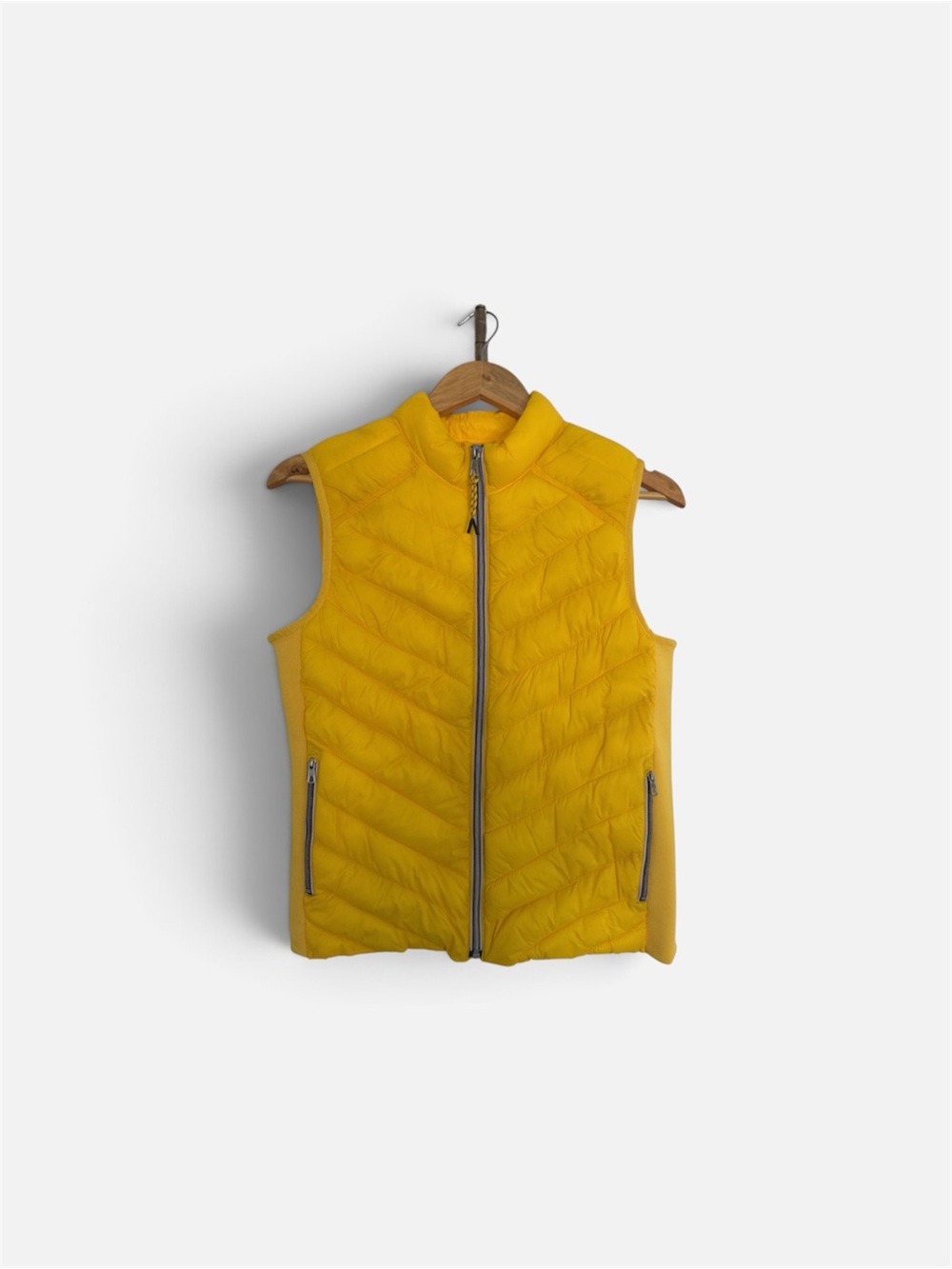 GAP Men's Bright Yellow Quilted Puffer Vest